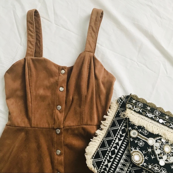 đź’•ONE DAY SALEđź’• Forever 21 suede snap dress - Picture 5 of 12